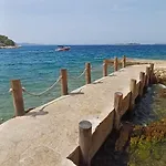 Logorun Stone House 10 M From The Sea Lejlighed *