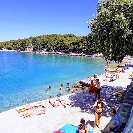 Appartement Logorun Stone House 10 M From The Sea Tribalj