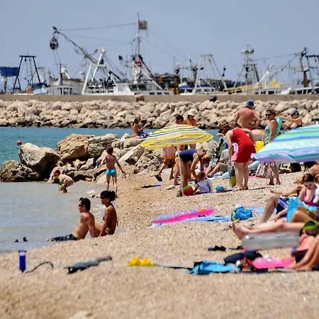 Appartement Logorun Stone House 10 M From The Sea Tribalj