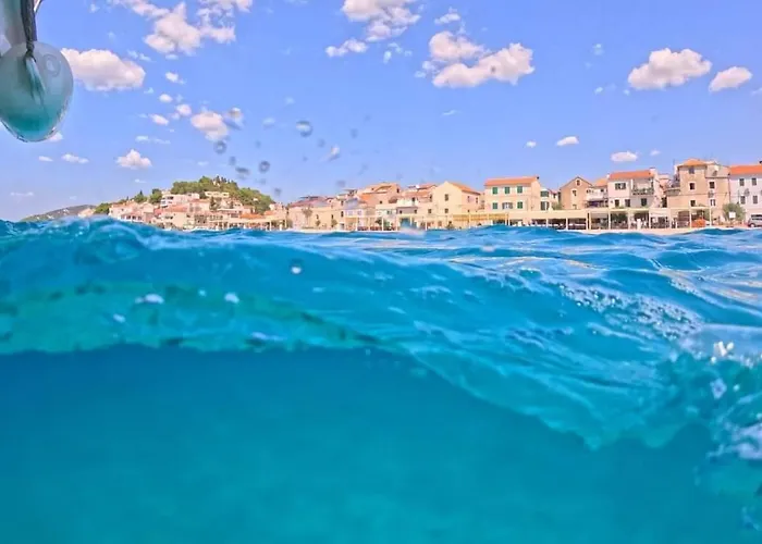 Logorun Stone House 10 M From The Sea Appartement